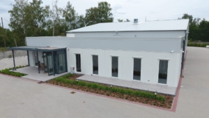 Hala usługowa z biurem