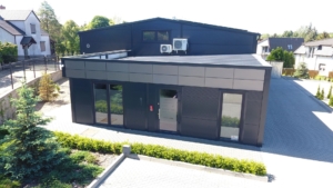 Hala magazynowa z biurem